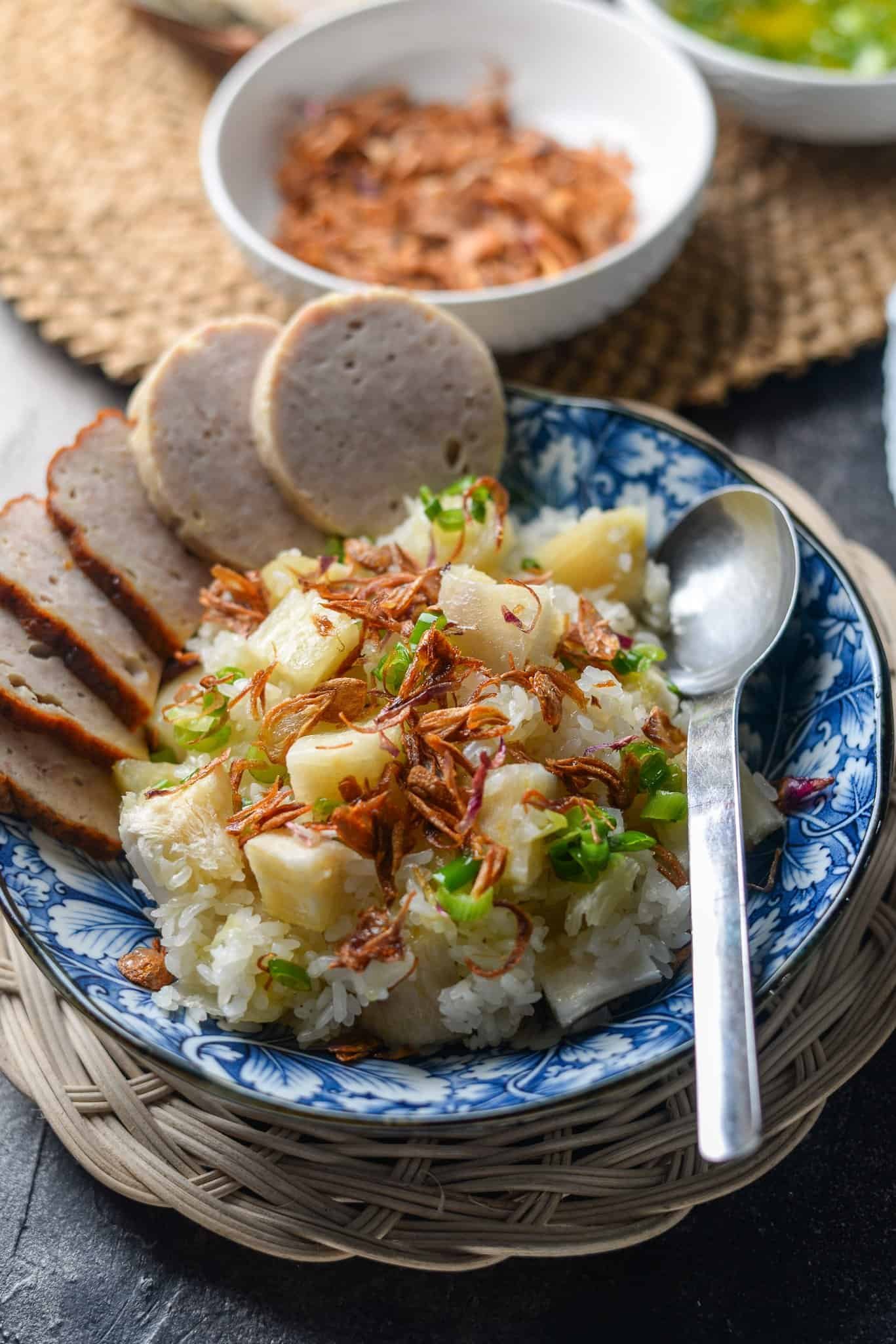 Cassava Sticky Rice Hanoi Street Food - Xôi Sắn (Cassava Sticky Rice) - Summer & Spice